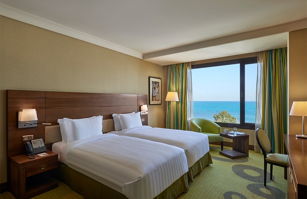 Deluxe Room with Sea View